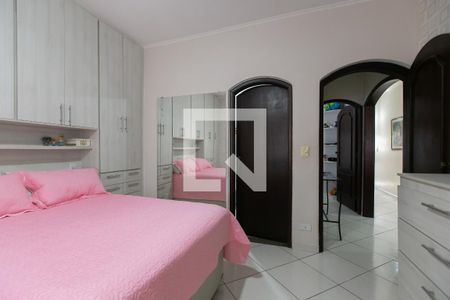 Casa à venda com 269m², 4 quartos e 5 vagas Casa à venda com 269m², 4 quartos e 5 vagasSuíte 1