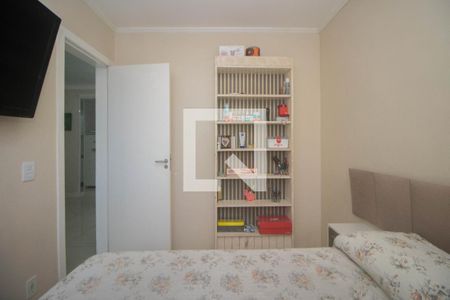 Quarto 1 de apartamento para alugar com 2 quartos, 42m² em São Sebastião, Porto Alegre