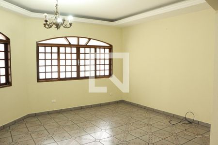 Sala de TV de casa para alugar com 3 quartos, 246m² em Vila Granada, São Paulo