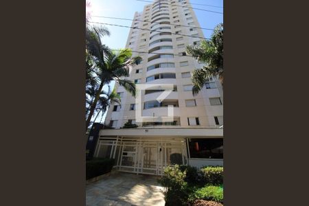 Apartamento à venda com 160m², 3 quartos e 3 vagasFachada e portaria