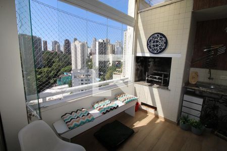 Apartamento à venda com 160m², 3 quartos e 3 vagasVaranda