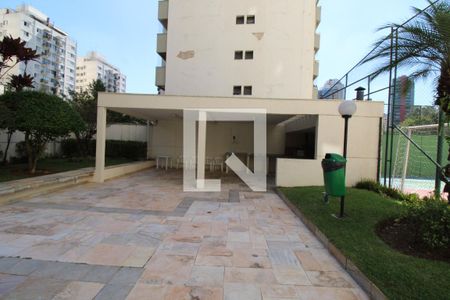 Apartamento à venda com 160m², 3 quartos e 3 vagasÁrea comum - Churrasqueira
