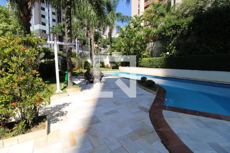 Apartamento à venda com 160m², 3 quartos e 3 vagasÁrea comum - Piscina