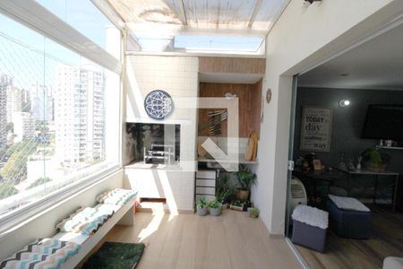 Apartamento à venda com 160m², 3 quartos e 3 vagasVaranda