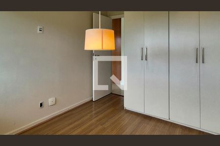 Apartamento à venda com 97m², 2 quartos e 2 vagasQuarto