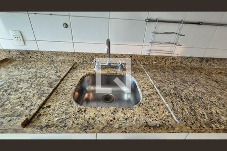 Apartamento à venda com 97m², 2 quartos e 2 vagasCozinha 