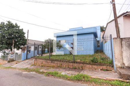 Casa à venda com 320m², 5 quartos e 6 vagasFachada