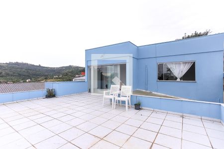 Casa à venda com 320m², 5 quartos e 6 vagasSacada