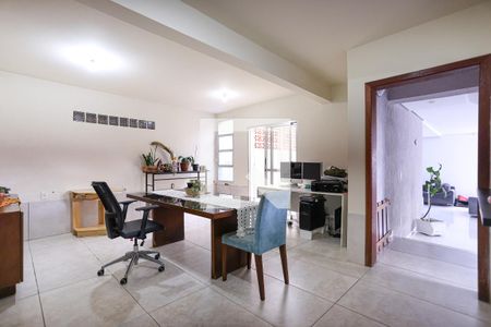 Casa à venda com 320m², 5 quartos e 6 vagasSala de Jantar