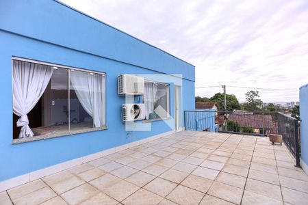 Casa à venda com 320m², 5 quartos e 6 vagasSacada