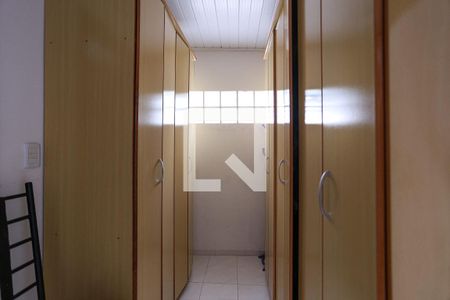 Casa à venda com 320m², 5 quartos e 6 vagasCloset da suíte