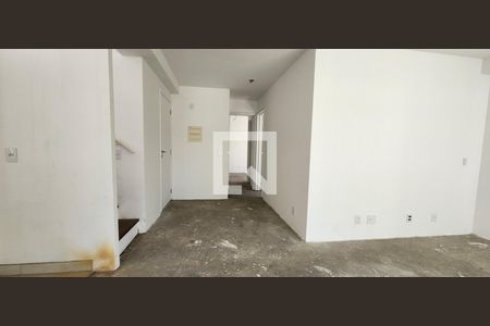 Corredor de apartamento à venda com 2 quartos, 154m² em Alto da Lapa, São Paulo