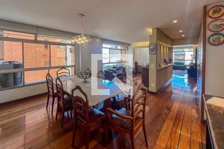 Apartamento à venda com 270m², 4 quartos e 3 vagasSala