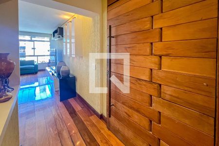 Apartamento à venda com 270m², 4 quartos e 3 vagasSala