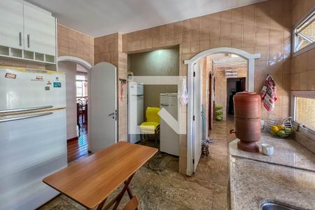 Apartamento à venda com 270m², 4 quartos e 3 vagasCozinha