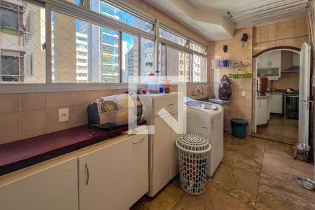 Apartamento à venda com 270m², 4 quartos e 3 vagasÁrea de Serviço