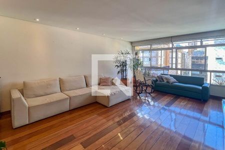 Apartamento à venda com 270m², 4 quartos e 3 vagasSala