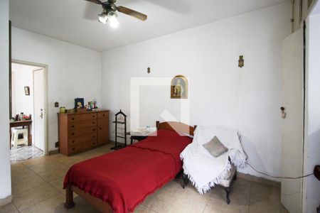 Casa à venda com 142m², 2 quartos e 2 vagas Casa à venda com 142m², 2 quartos e 2 vagasSuíte