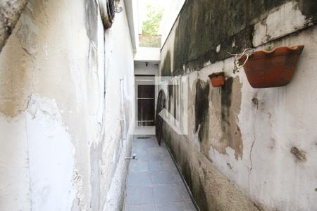 Casa à venda com 142m², 2 quartos e 2 vagas Casa à venda com 142m², 2 quartos e 2 vagasQuintal