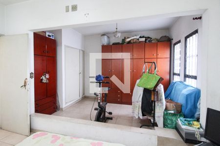 Casa à venda com 142m², 2 quartos e 2 vagas Casa à venda com 142m², 2 quartos e 2 vagasQuarto