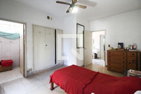 Casa à venda com 142m², 2 quartos e 2 vagas Casa à venda com 142m², 2 quartos e 2 vagasSuíte