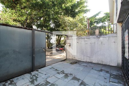Casa à venda com 142m², 2 quartos e 2 vagas Casa à venda com 142m², 2 quartos e 2 vagasGaragem
