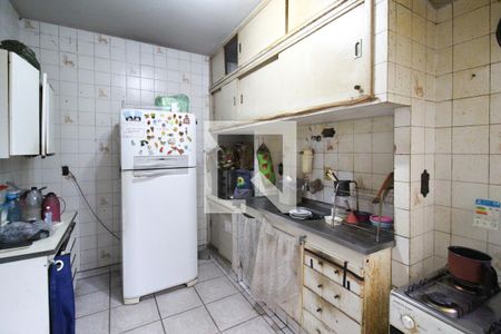 Casa à venda com 142m², 2 quartos e 2 vagas Casa à venda com 142m², 2 quartos e 2 vagasCozinha