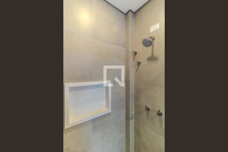 Apartamento à venda com 90m², 2 quartos e sem vagaBanheiro da Suíte