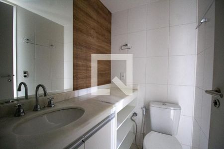 Apartamento à venda com 70m², 2 quartos e 1 vagaBanheiro da Suíte