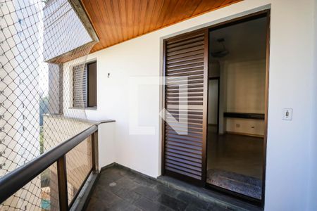 Sacada de apartamento para alugar com 4 quartos, 176m² em Vila Suzana, São Paulo