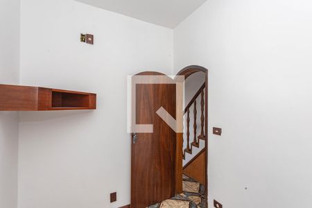 Escritório de casa para alugar com 2 quartos, 150m² em Jardim São Luís, São Paulo