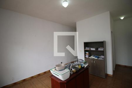 Sala de apartamento para alugar com 1 quarto, 67m² em Penha, Rio de Janeiro