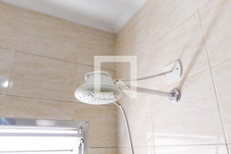 Casa à venda com 125m², 2 quartos e 2 vagasChuveiro