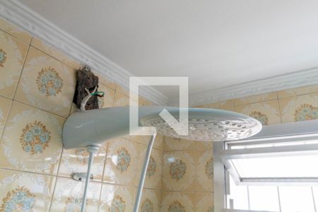 Casa à venda com 125m², 2 quartos e 2 vagasChuveiro