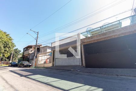 Casa à venda com 125m², 2 quartos e 2 vagasFachada