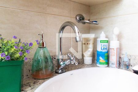 Casa à venda com 125m², 2 quartos e 2 vagasBanheiro - torneira