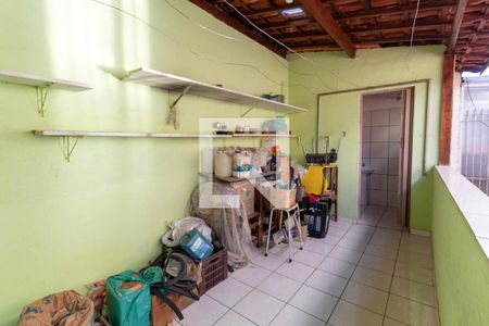 Casa à venda com 125m², 2 quartos e 2 vagasQuintal