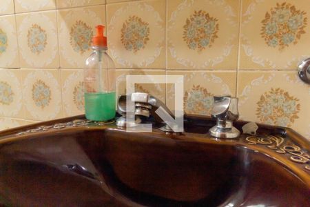 Casa à venda com 125m², 2 quartos e 2 vagasBanheiro - torneira