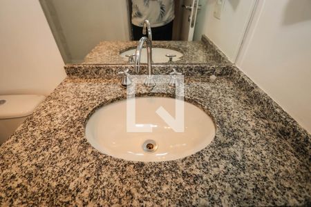 Apartamento à venda com 127m², 3 quartos e 2 vagas Apartamento à venda com 127m², 3 quartos e 2 vagasBanheiro da Suite 2