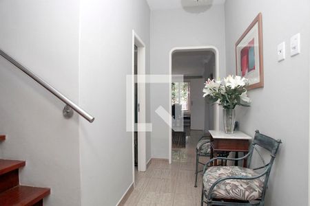 Corredor Andar Térreo de casa à venda com 4 quartos, 350m² em Petrópolis, Porto Alegre