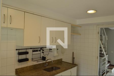 Casa de condomínio para alugar com 130m², 3 quartos e 2 vagasCozinha 