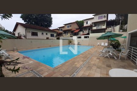 Casa de condomínio para alugar com 130m², 3 quartos e 2 vagasÁrea comum - Piscina