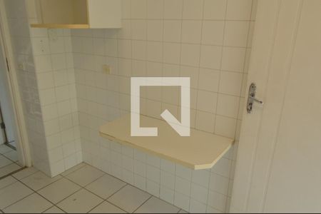 Casa de condomínio para alugar com 130m², 3 quartos e 2 vagasCozinha