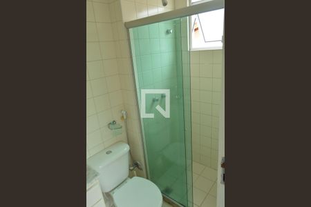 Casa de condomínio para alugar com 130m², 3 quartos e 2 vagasBanheiro da Suíte 2