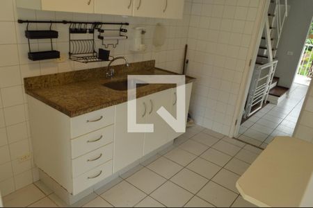 Casa de condomínio para alugar com 130m², 3 quartos e 2 vagasCozinha