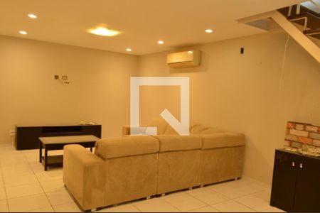 Sala 2 de casa de condomínio para alugar com 3 quartos, 130m² em Pechincha, Rio de Janeiro