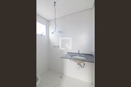 Apartamento à venda com 59m², 2 quartos e 1 vaga Apartamento à venda com 59m², 2 quartos e 1 vagaBanheiro da Suite