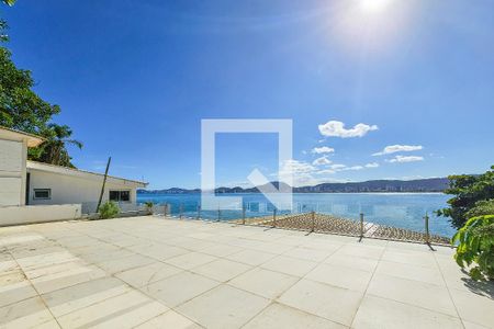 Apartamento para alugar com 290m², 3 quartos e 3 vagas Apartamento para alugar com 290m², 3 quartos e 3 vagasVaranda