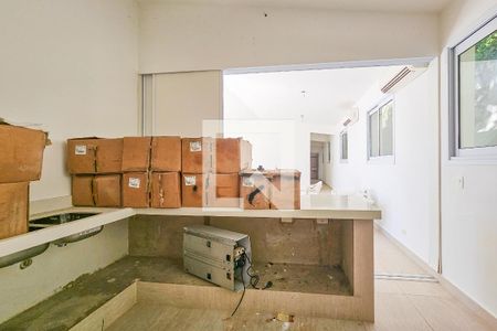 Apartamento para alugar com 290m², 3 quartos e 3 vagas Apartamento para alugar com 290m², 3 quartos e 3 vagasCozinha