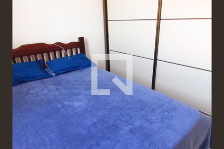 Quarto 1 de apartamento para alugar com 2 quartos, 40m² em Jardim Santa Rosa, Taboão da Serra